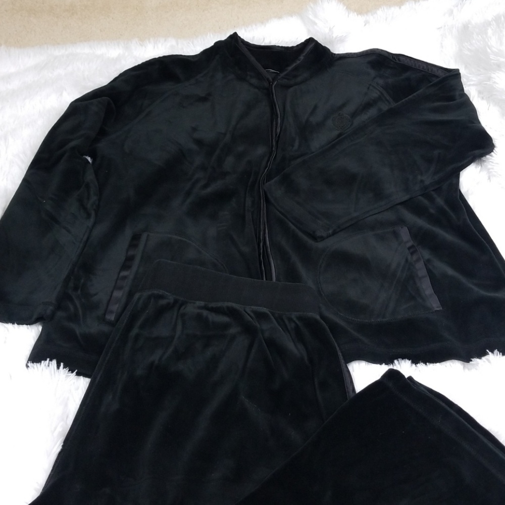 Workout set by Liz Claiborne